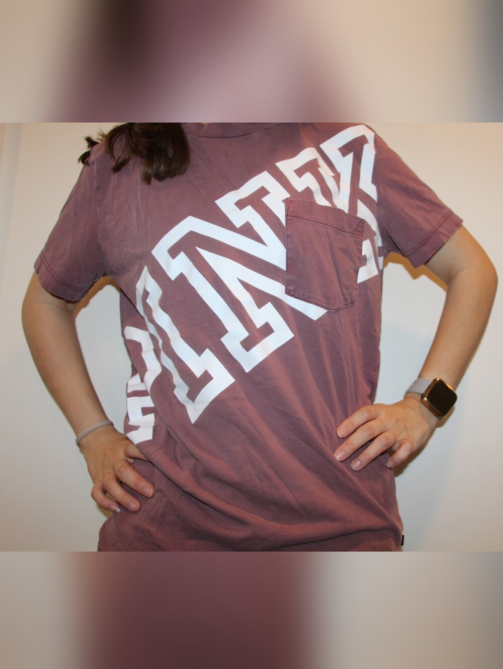 Women's VS pink Tee